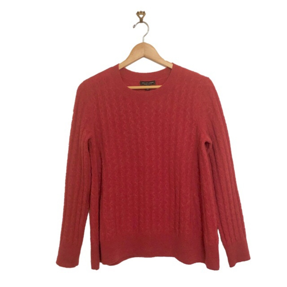 NWOT Saks Fifth Avenue cashmere sweater